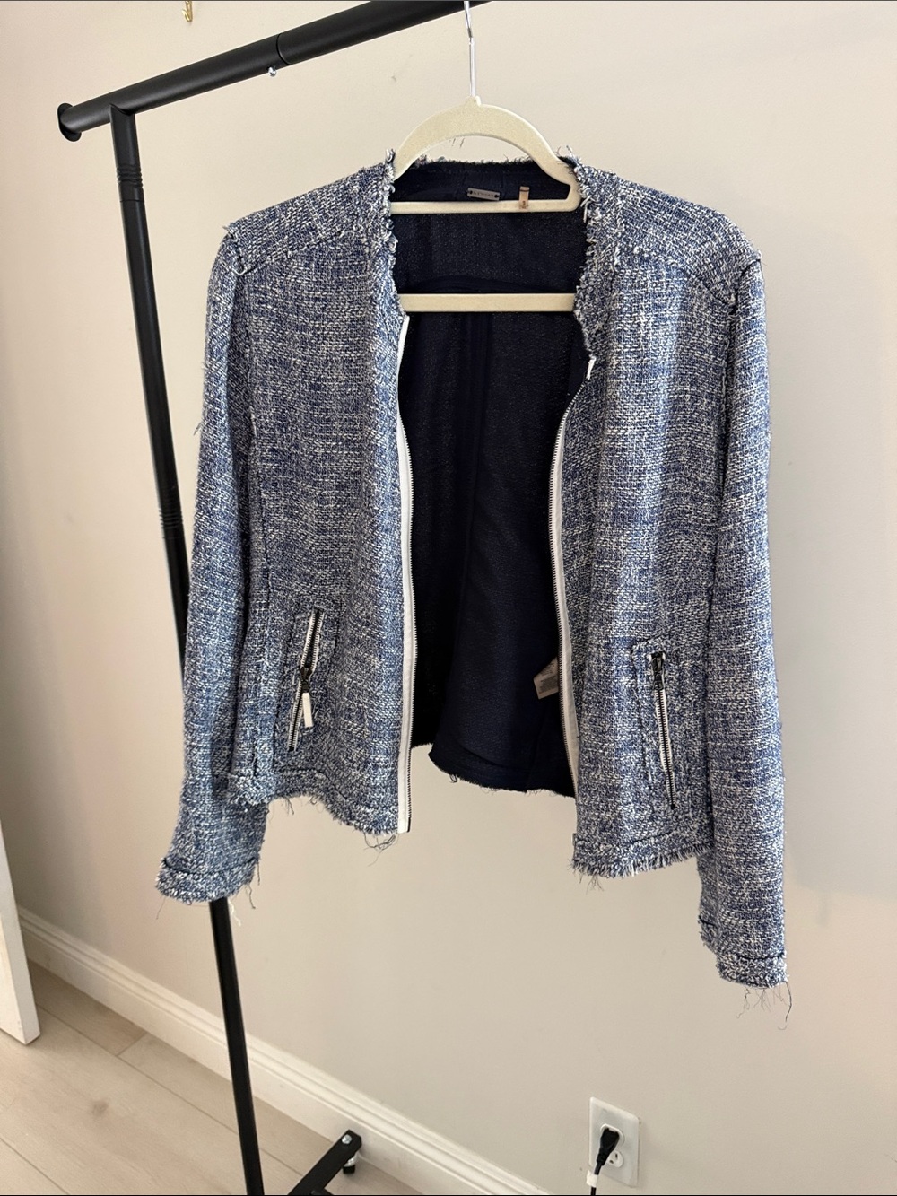 Elie Tahari Blue Tweed Frayed-Edge Zip Jacket